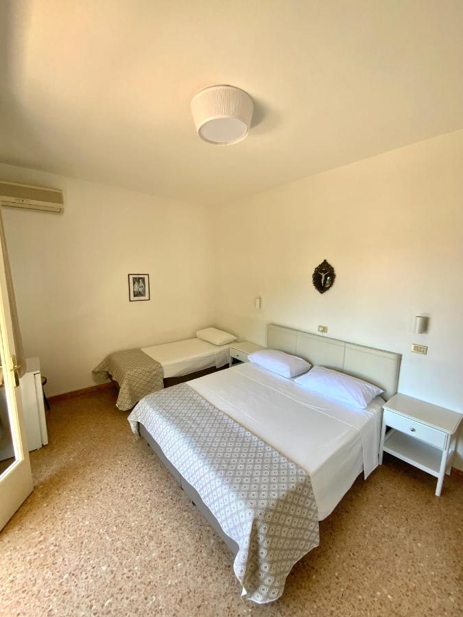 Hotel Naviglio Marina di Pietrasanta Zewnętrze zdjęcie