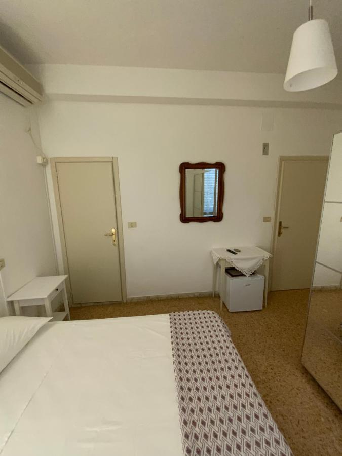 Hotel Naviglio Marina di Pietrasanta Zewnętrze zdjęcie