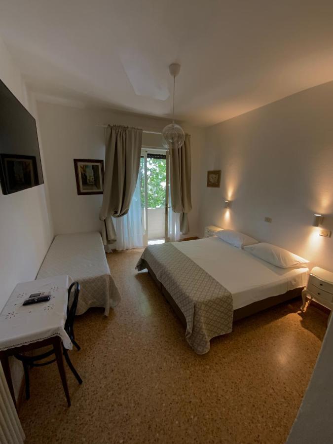 Hotel Naviglio Marina di Pietrasanta Zewnętrze zdjęcie